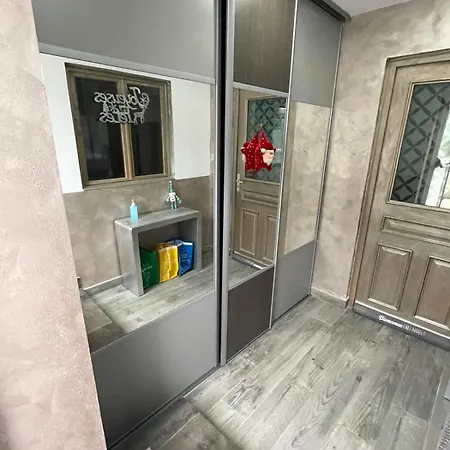 Proche Centre Parking Public Gratuit *