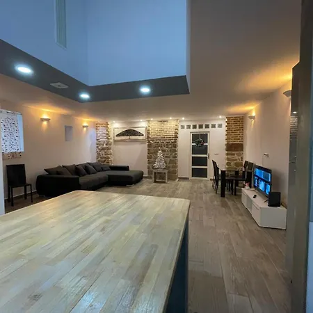 Appartement Proche Centre Parking Public Gratuit