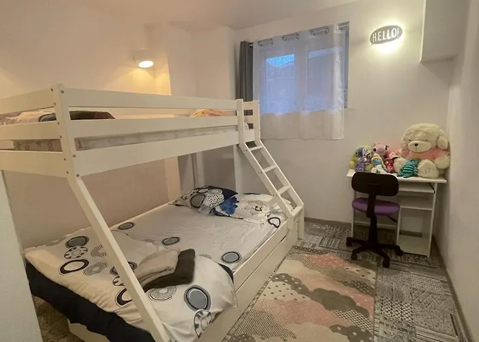 Proche Centre Parking Public Gratuit