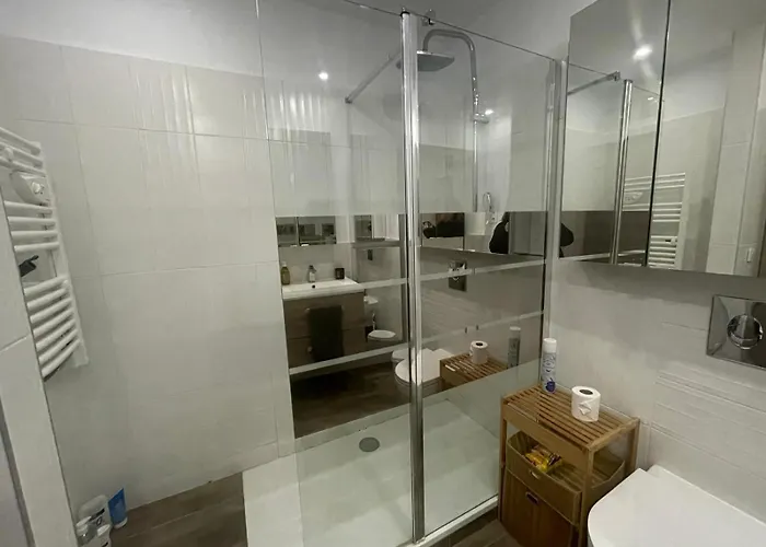 Apartment Proche Centre Parking Public Gratuit *